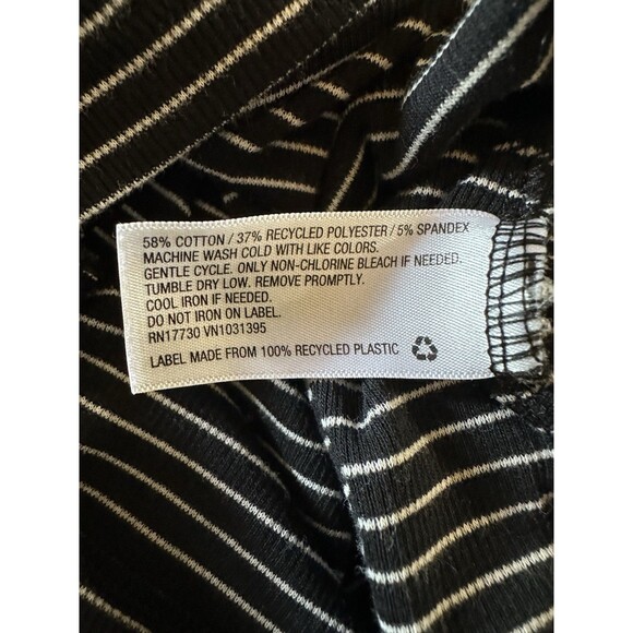 Universal Threads Womans Long Sleeve Striped Boat Neck Top Shirt Sz XS - Picture 5 of 5